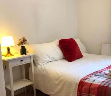 Kentish Town Casa | Comfy Private Bedrooms near O2 Forum Kentish Town, Camden