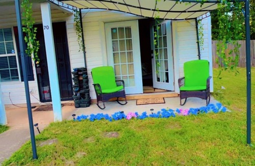 Covington Casa | Comfy relaxing studio