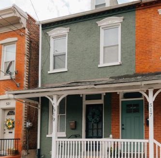 Lancaster Casa | Comfy renovated townhome - heart of Downtown Lancaster