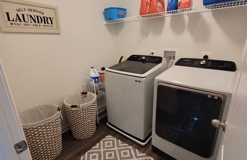 Falling Waters Casa | Comfy Room near Hagerstown & Martinsburg