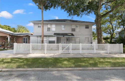 Ybor City Apartamento | Comfy Studio Apartment in Tampa with Parking