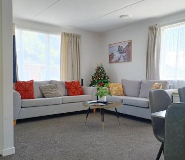 Johnsonville Casa | Comfy & Sunny home in Wellington-3 Heat Pumps