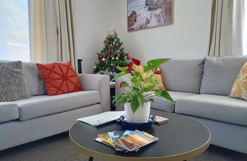 Johnsonville Casa | Comfy & Sunny home in Wellington-3 Heat Pumps