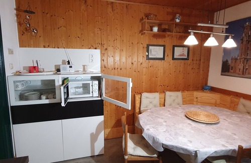 Nordholz Casa | Barato u. espaciosa casa de campo en el dique | niños u. admite mascotas desde € 49