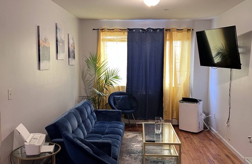 Williamsbridge Apartamento | Comfy Woodlawn Home Away from Home