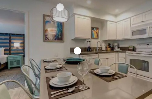 Mission Valley Complejo | Comic-Con special resort lodging, sleeps four with full kitchen.