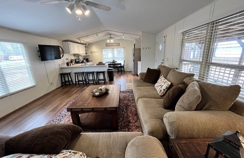 Hemphill Casa | Commander's Cove Lakeview House on Toledo Bend