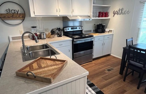 Hemphill Casa | Commander's Cove Lakeview House on Toledo Bend