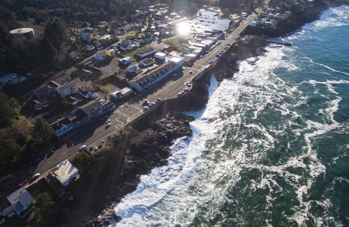 Depoe Bay Condominio | Commodore 1
