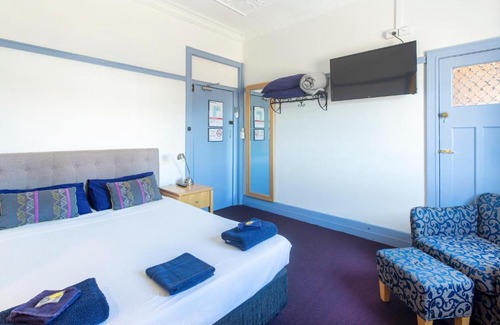 Cooks Hill Hotel | Commonwealth Hotel