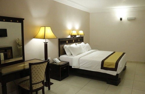 Wuse 2 Hotel | Commordore Hotel