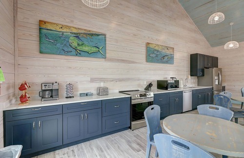 Port Aransas Alquiler De RV | Community Pool, In Town, Dog Park, Fishing, Wifi, Laundry Room, Walking Paths
