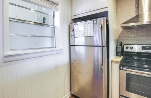 Lauderhill Apartamento | Community Pool: Lauderhill Vacation Rental
