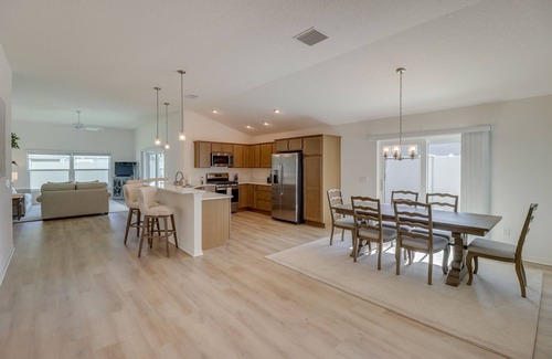 Okahumpka Casa | Community Pool & Tennis Court: Gem in The Villages