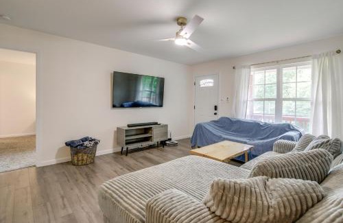 Knoxville Casa | Commuter-Friendly Home 3 Mi to Dtwn Knoxville!