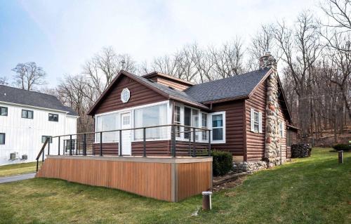 Lake Geneva Casa | Como Collection - 2 Homes 2 Lakes 1 Rental