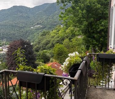 Caslino d'Erba Casa | Como Lake Villa Galli & Pool