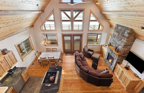 Grantsdale Cabina | * * *Como Peaks Cabin* * *