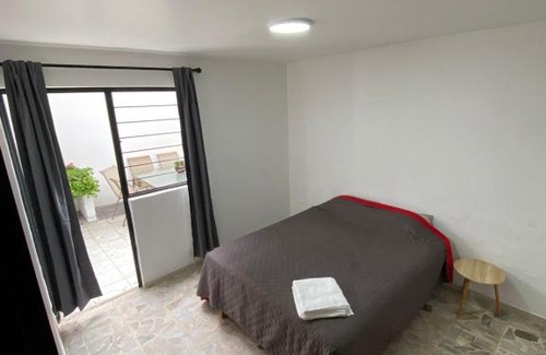 Jardines de San José Casa | Comodas Habitaciones a 5min de la expogdl