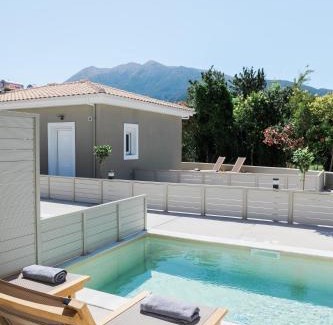 Nidri Apartamento | Comodo