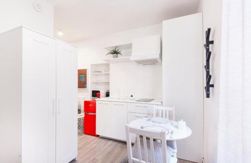 Lazzaretto Apartamento | Compact and charming studio Porta Venezia