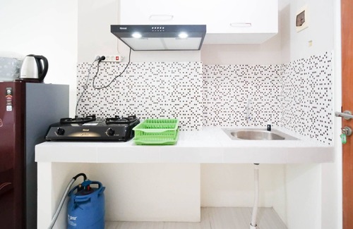 Surabaya Apartamento | Compact And Tidy Studio At Puncak Dharmahusada Apartment