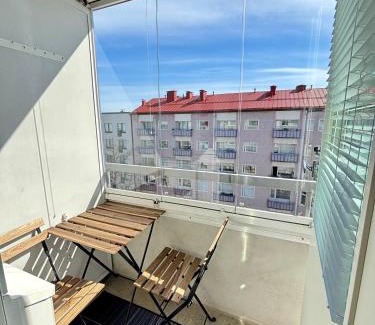 Lahti Apartamento | Compact Studio with Balcony next to Railway Station