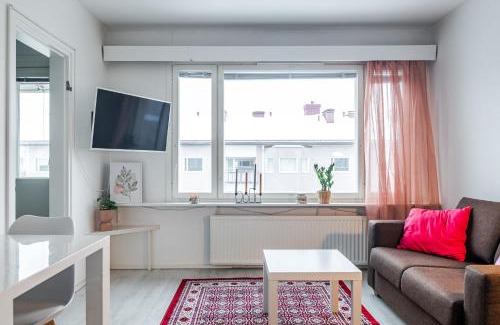 Lahti Apartamento | Compact Studio with Balcony next to Railway Station