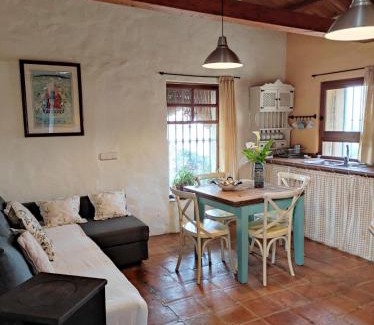 Bolonia Casa | Complejo Rural Quesería Molino Dorado