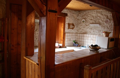 Seez Chalet De Esquí | Casa rural completa sobre 5000m, 1500m sobre el nivel del mar, a medio camino de La Rosiere y Seez