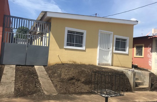 Managua Casa | Casa independiente completa, cerca del aeropuerto , carretera vieja a Tipitapa.