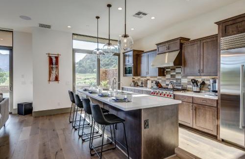 West Sedona Casa | Complete Luxury , Extras and Red Rock Vistas - Exclusive Golf Community