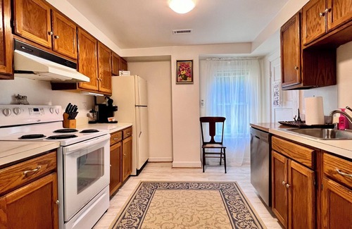 Washington Casa | Completely Private Suite in Historic Colonial House right beside from The Inn!