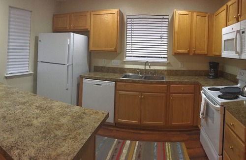 Greensboro Casa | Completamente listo para tus aventuras en Greensboro