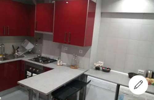 Avenida de Roma Apartamento | Completely refurbished apartment! Green areas/shops/metro 5min ideal for families!