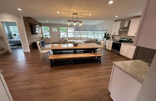 Port Sanilac Cabaña | Completely remodeled getaway! Walking distance to beach, restaurants and bars