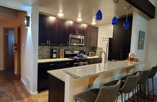 Kings Beach Condominio | Totalmente remodelado, todo junto acogedor.