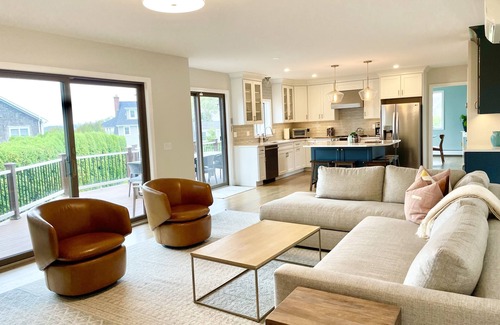 Easton's Point Casa | Completely Remodeled, Private salt water pool and SPA, walk to 1st and 2nd beach
