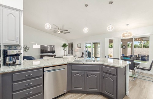 Cottonwood Casa | Completely remodeled home in a great retirement community!