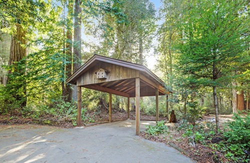 Cleone Casa | Completely Renovated Home in the Redwoods w/ Large Deck - Near Town/Beaches!