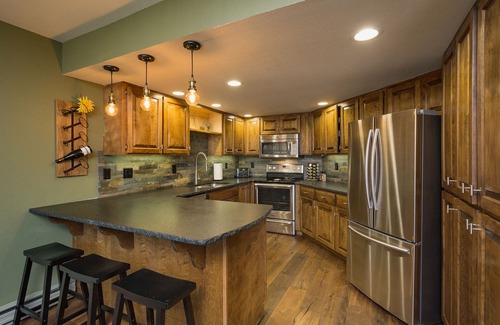 Purgatory Condominio | Completely Updated Condo with Mountain Views - Heated Pool- Stunning Views!