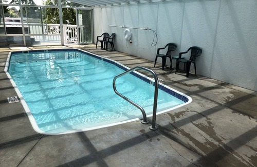 Monticello Apartamento | Suite completamente actualizada en el lago