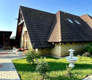Onesti Casa | Complex Hanul Cavalerului