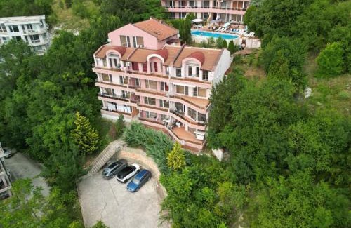 Kavarna Apartamento | Complex Karia