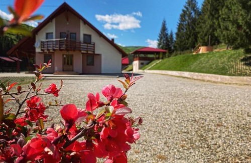 Valea Mare Casa | Complex Turistic Lughet