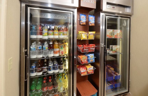 Morrisville Apartamento | Desayuno buffet de cortesía + Wi-Fi gratis | Cerca del aeropuerto