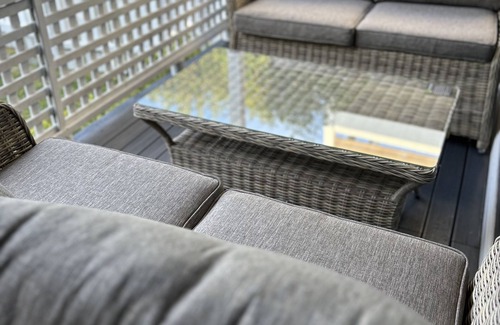 Swansea Casa | Lakeside cottage swansea