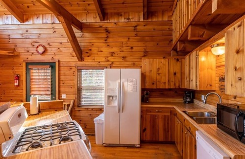 Ponca Condominio | Compton Mountain Cabin w/ Big Mountain Views