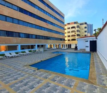 Tucacas Apartamento | Con Vista al Mar y Terraza Privada, Céntrico
