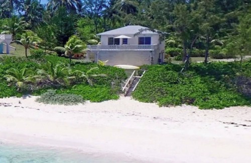 North Palmetto Point Cabaña | Conch'd Out: Semi-private beach. Ocean views. Adults only.
